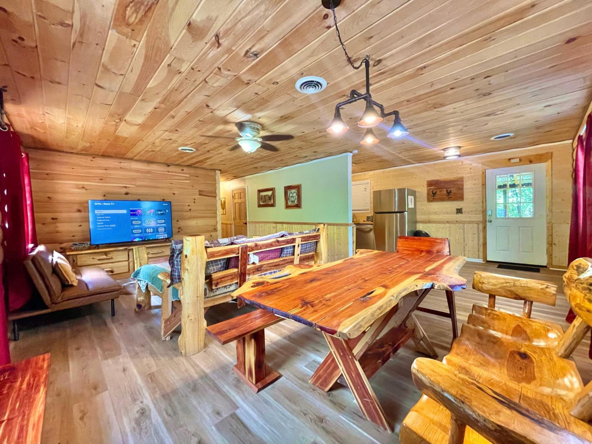 Villa Wild Reindeer 5Min From Parkway Hottub Firepit Sevierville Exterior foto